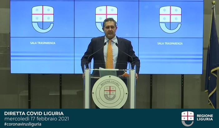 Covid, Toti: "Il sistema informatico di prenotazione dei vaccini sta andando bene, stiamo tarando vari canali" Covid, Toti: "Il sistema informatico di prenotazione dei vaccini sta andando bene, stiamo tarando vari canali"