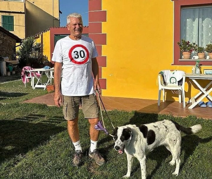 Savona, la passeggiata dell'ex primario Tassara diventa una campagna per il rispetto dei limiti di velocità Savona, la passeggiata dell'ex primario Tassara diventa una campagna per il rispetto dei limiti di velocità
