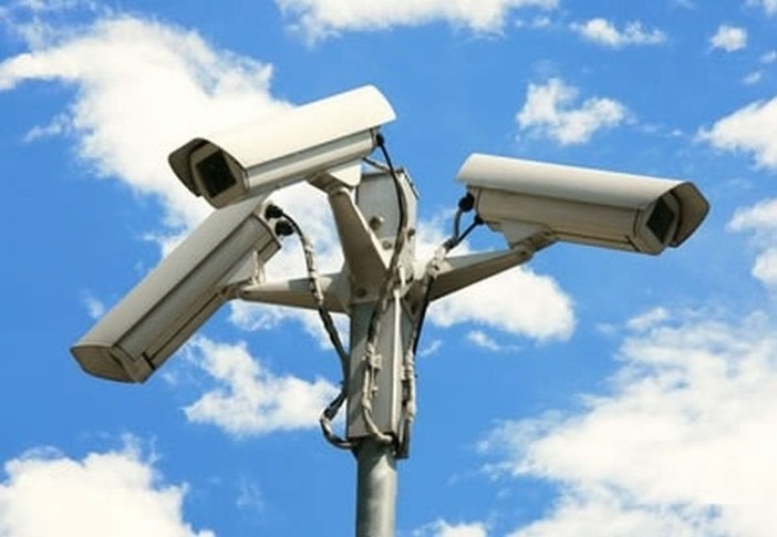 Piazze e strade più sicure in Provincia di Savona: dal Viminale in arrivo oltre 300 mila euro per la videosorveglianza Piazze e strade più sicure in Provincia di Savona: dal Viminale in arrivo oltre 300 mila euro per la videosorveglianza