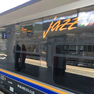 Trenitalia, consegnati i nuovi treni 'Jazz' (FOTO)