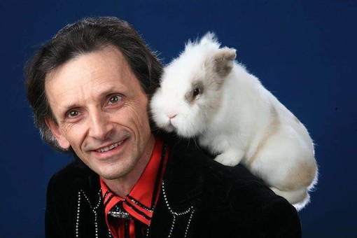 Lutto a Cairo: è morto il "Mago Omar"