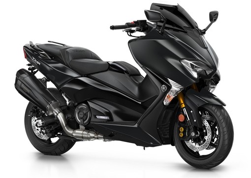 Da Desnoe Group è arrivato il Nuovo TMAX in tutte le versioni, anche il nuovissimo sport edition 2018, vieni a provarlo! Da Desnoe Group è arrivato il Nuovo TMAX in tutte le versioni, anche il nuovissimo sport edition 2018, vieni a provarlo!