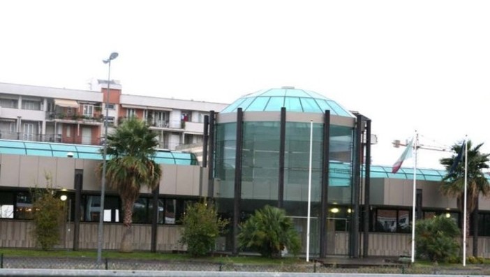 Albenga, saltano i lavori per attrezzare le nuove aule del liceo artistico nel palazzo Falcone-Borsellino: il consigliere Arnaldi scrive al presidente della Provincia