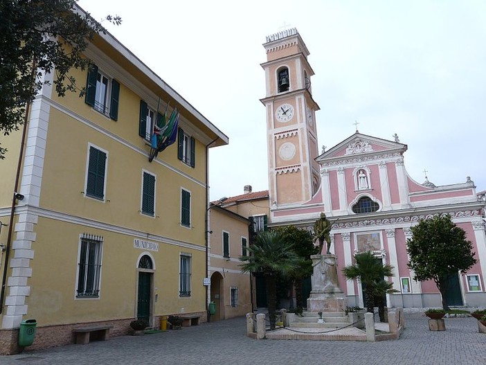Tovo, il comune rende noto l'avviso per manifestazione di interesse alla realizzazione di opere pubbliche e opere di interesse pubblico Tovo, il comune rende noto l'avviso per manifestazione di interesse alla realizzazione di opere pubbliche e opere di interesse pubblico