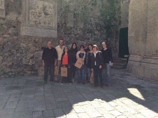 Un vero successo la visita dei tour operator stranieri a Finalborgo (FOTO)