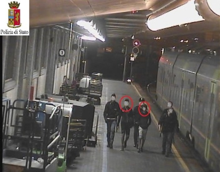 I pendolari chiedono più sicurezza sui treni: "Certi personaggi devono essere fermati prima di salire sui convogli"