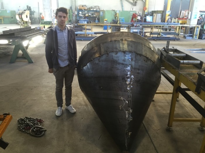 Trottola gigante a Roccavignale, ricordando il record mondiale del trottolaio Renzo Gandolfo Trottola gigante a Roccavignale, ricordando il record mondiale del trottolaio Renzo Gandolfo