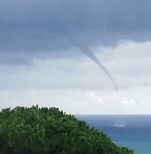 Tromba marina al largo di Varazze: è "l'annuncio" di un peggioramento meteo?
