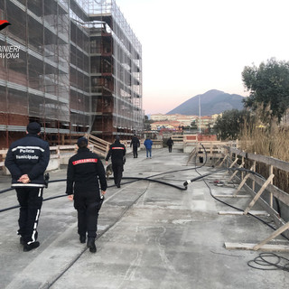 Ceriale, blitz nell'area T1: otto stranieri denunciati dai carabinieri (FOTO)