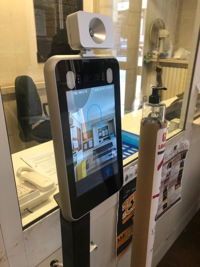 Cairo, posizionato un termoscanner all'ingresso del palazzo comunale Cairo, posizionato un termoscanner all'ingresso del palazzo comunale