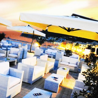Laigueglia: sabato 11 apericena in terrazza all'Up! Disco