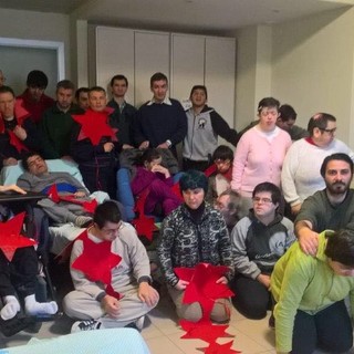 I ragazzi dell’Istituto Medico pedagogico di Borghetto IMP decorano Toirano per Natale