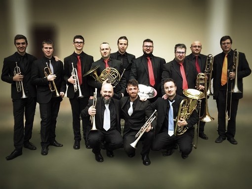 Sarà il concerto del Taurus Brass Ensemble a concludere la mostra "Periscano tutti i tiranni" a Finalborgo