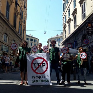Greenpeace si mobilita per fermare TTIP
