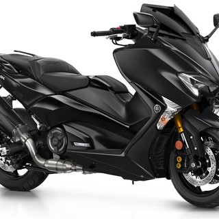 Da Desnoe Group è arrivato il Nuovo TMAX in tutte le versioni, anche il nuovissimo sport edition 2018, vieni a provarlo!