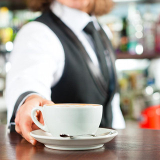 L'inflazione incide anche nella tazzina di caffè, ma il bar resta una "coccola" irrinunciabile per i savonesi