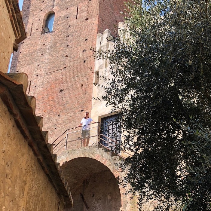Albenga, Ciangherotti attacca: "Basterebbero 5 mila euro per riaprire al pubblico la Torre Civica" Albenga, Ciangherotti attacca: "Basterebbero 5 mila euro per riaprire al pubblico la Torre Civica"