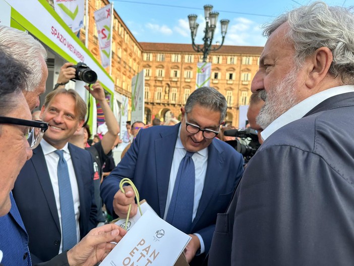 Toti al Festival delle Regioni: "Realtà regionali diverse devono essere valorizzate, non appiattite"
