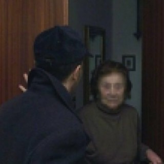 Si finge addetta dell'Asl per truffare gli anziani, i carabinieri invitano alla cautela