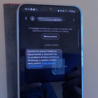 "Mamma, ho perso il telefono, scrivimi su questo numero", la truffa arriva via sms