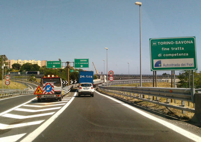 Complanare di Savona, chiusura notturna dell'allacciamento con la A6 Complanare di Savona, chiusura notturna dell'allacciamento con la A6