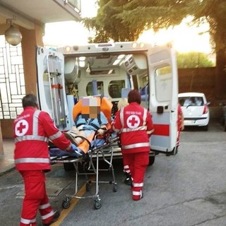 Malata e disidratata, l'anziana di Vado Ligure era seguita dai servizi sociali: ora sottoposta a controllo medico