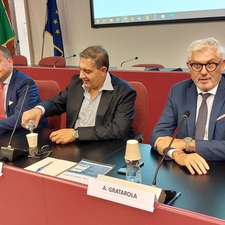Il neo assessore Gratarola si presenta ai sindaci del savonese: "Fondi Pnrr devono cambiare volto della sanità. Manca però il personale"