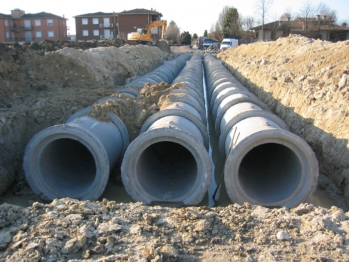 Savona: attuata la riparazione della condotta fognaria in Via Poggi