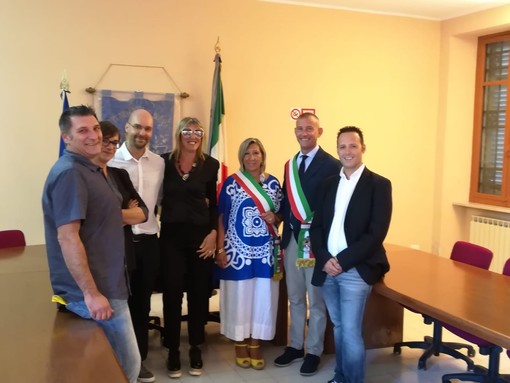 La biblioteca "Baccio E. Maineri" di Toirano si "gemella" con una in provincia di Alessandria La biblioteca "Baccio E. Maineri" di Toirano si "gemella" con una in provincia di Alessandria