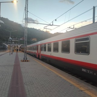 Treni, da domenica 9 giugno potenziato il servizio in Liguria fino a metà settembre