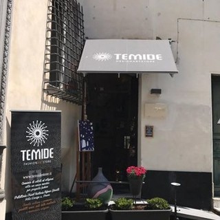 Savona, nel negozio Temide presentazione del progetto "Albysola" Savona, nel negozio Temide presentazione del progetto "Albysola"