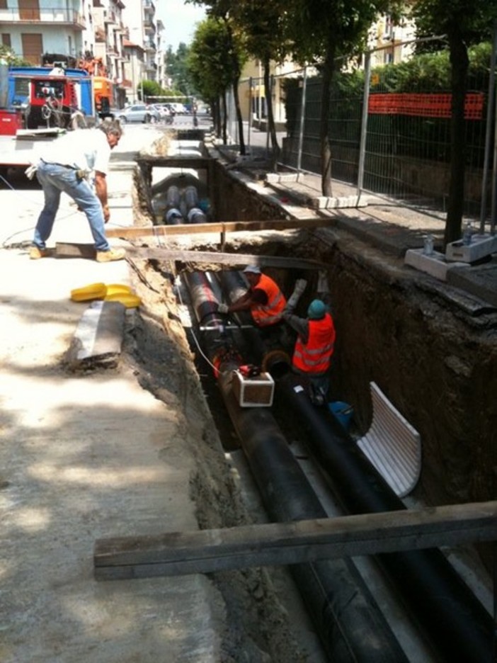 Cairo Montenotte, i Cobas utenti Valbormida denunciano: "Sprofondato l'asfalto in via Borreani Dagna"