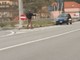 Albenga: si finge con la macchina in panne per scroccare soldi agli automobilisti