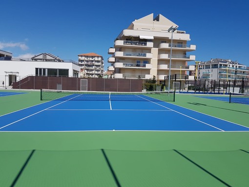 Albenga: nuovi campi da tennis nel cuore della città grazie alle famiglie Zunino e Pellegrini