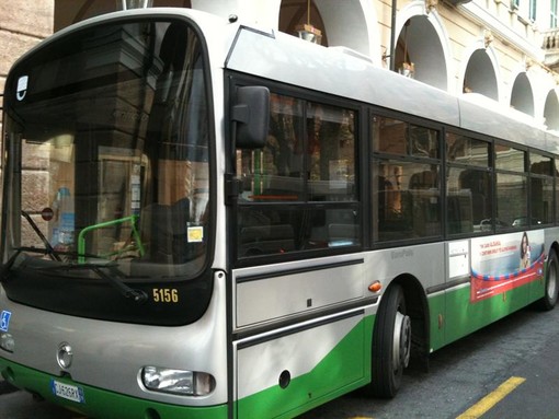 Domani variazione del servizio bus per la Fiera di Santa Rita Domani variazione del servizio bus per la Fiera di Santa Rita