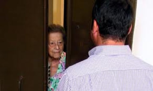 Si fingono tecnici dell'acquedotto per entrare nelle case: truffatori in azione ad Albenga, la denuncia di Ciangherotti