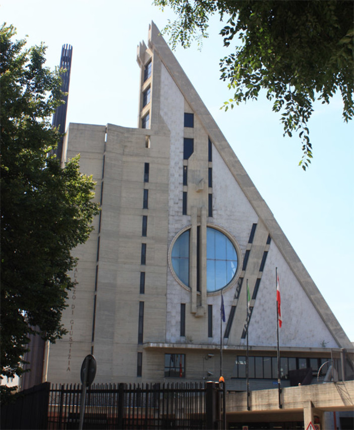 Operazione Carioca: Il notaio Valentino Elpidio per due ore davanti al GIP Operazione Carioca: Il notaio Valentino Elpidio per due ore davanti al GIP