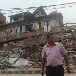 Un goal per il Nepal: i comici di Zelig e Colorado Cafè in campo a Noli per aiutare i terremotati