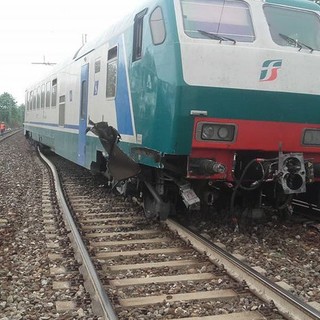 Avviata la procedura di rimozione del treno deragliato nei pressi di Trinità