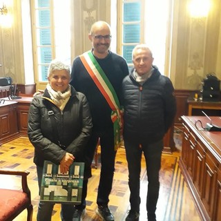 Finale Ligure, Adolfo Orsi e Simonetta Pozzi turisti fedeli dal 1960 (FOTO) Finale Ligure, Adolfo Orsi e Simonetta Pozzi turisti fedeli dal 1960 (FOTO)