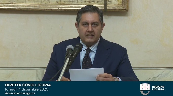 Coronavirus, Toti: "La Liguria ha l'indice Rt più basso di Italia. Sono preoccupato per le voci su zone rosse generalizzate" Coronavirus, Toti: "La Liguria ha l'indice Rt più basso di Italia. Sono preoccupato per le voci su zone rosse generalizzate"