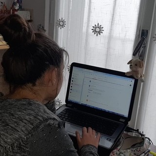 La scuola riparte in presenza dal 25 gennaio ma gli studenti del serale vorrebbero continuare con la Dad