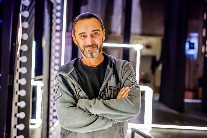 "Il Pedone", la vita come su di una scacchiera: a Radio Onda Ligure Giuseppe Giacobazzi presenta il suo nuovo spettacolo "Il Pedone", la vita come su di una scacchiera: a Radio Onda Ligure Giuseppe Giacobazzi presenta il suo nuovo spettacolo