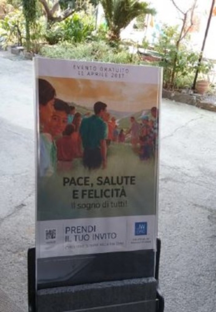 I Testimoni di Geova ricordano la morte di Gesù I Testimoni di Geova ricordano la morte di Gesù