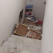 Entrano nell'archivio comunale, bucano un muro e si intrufolano in banca: tentato furto a Varazze Entrano nell'archivio comunale, bucano un muro e si intrufolano in banca: tentato furto a Varazze