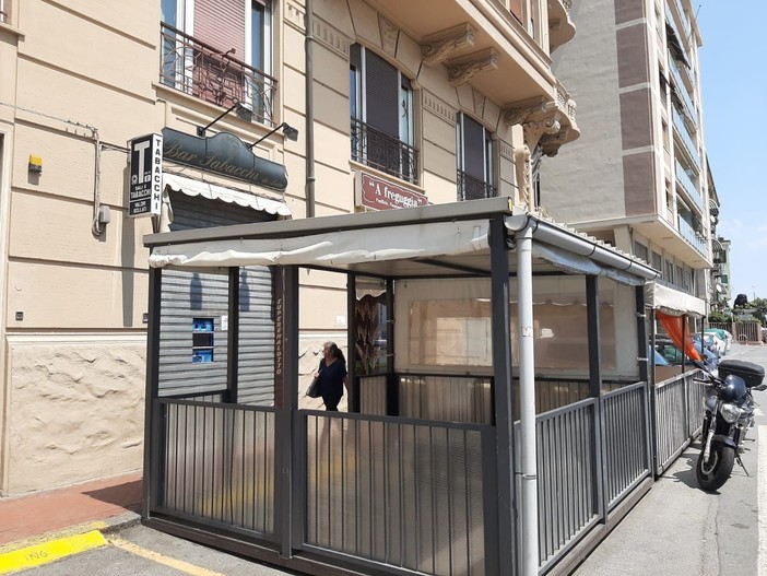 Savona, nella tabaccheria di via Famagosta vinti 51mila euro al SuperEnalotto