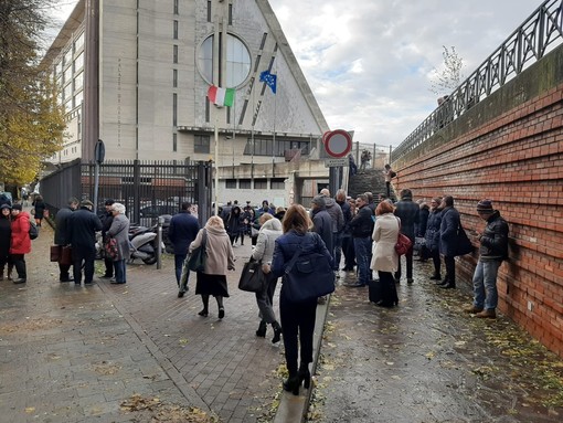 Allagamenti nel tribunale di Savona: mobilitati i vigili del fuoco Allagamenti nel tribunale di Savona: mobilitati i vigili del fuoco