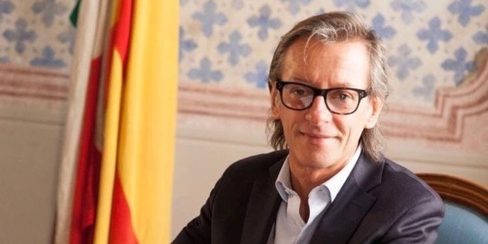 Albenga, il sindaco Tomatis stigmatizza gli atti vandalici ai danni della sede della Lega