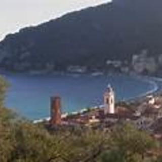 Capo Noli e Varigotti "siglano" protocollo di intenti per la creazione di un’area tematica naturalistico-sportiva