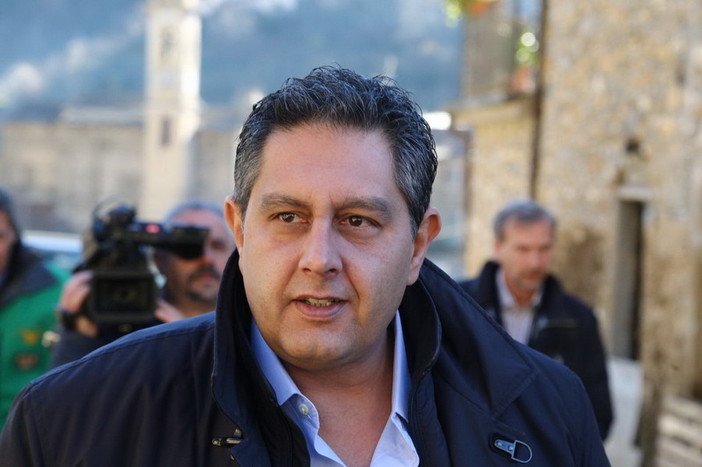 Vaccini, il presidente Toti: "Prima di parlare, Paita si informi sulla situazione della Liguria" Vaccini, il presidente Toti: "Prima di parlare, Paita si informi sulla situazione della Liguria"
